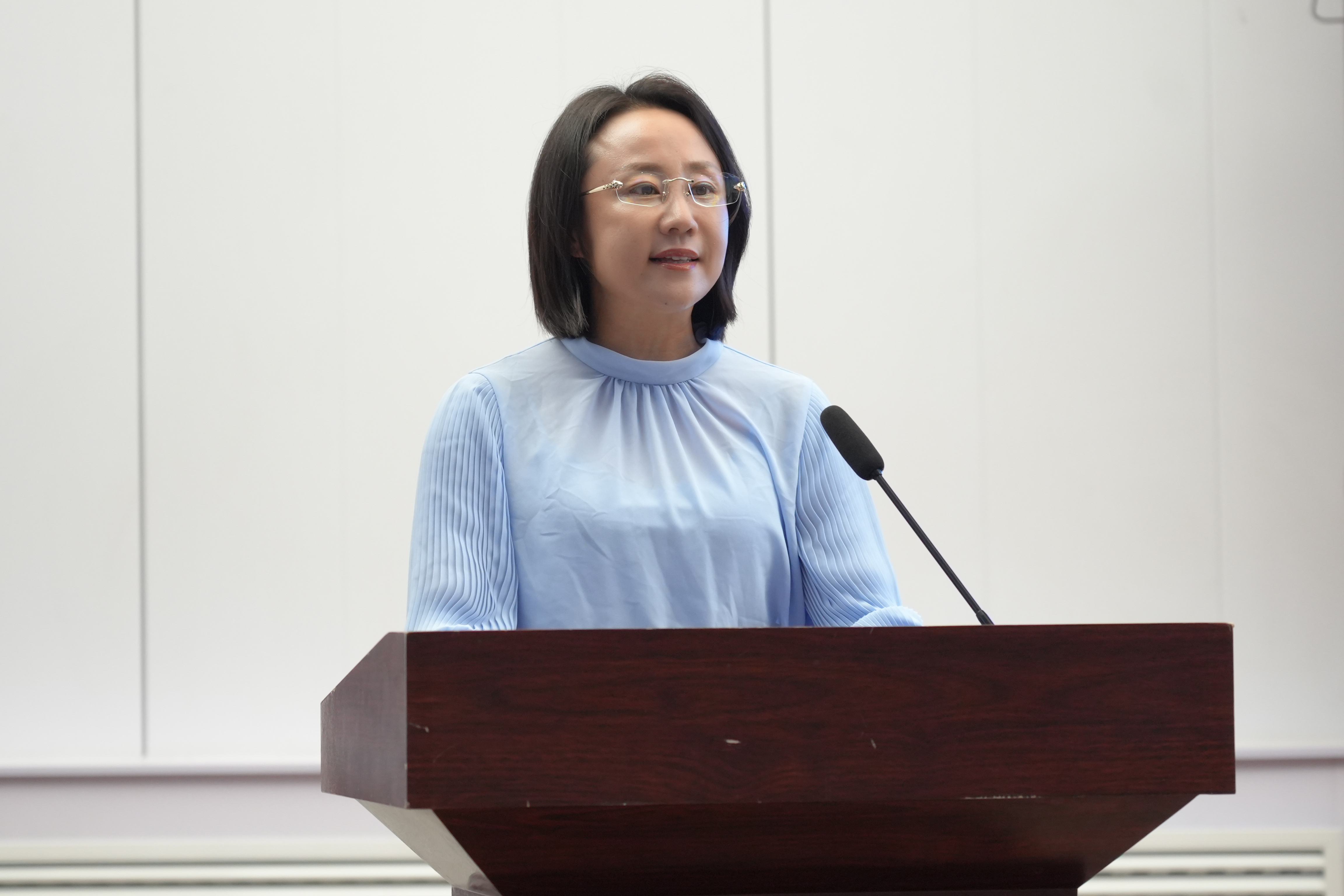 张明莹.jpg
