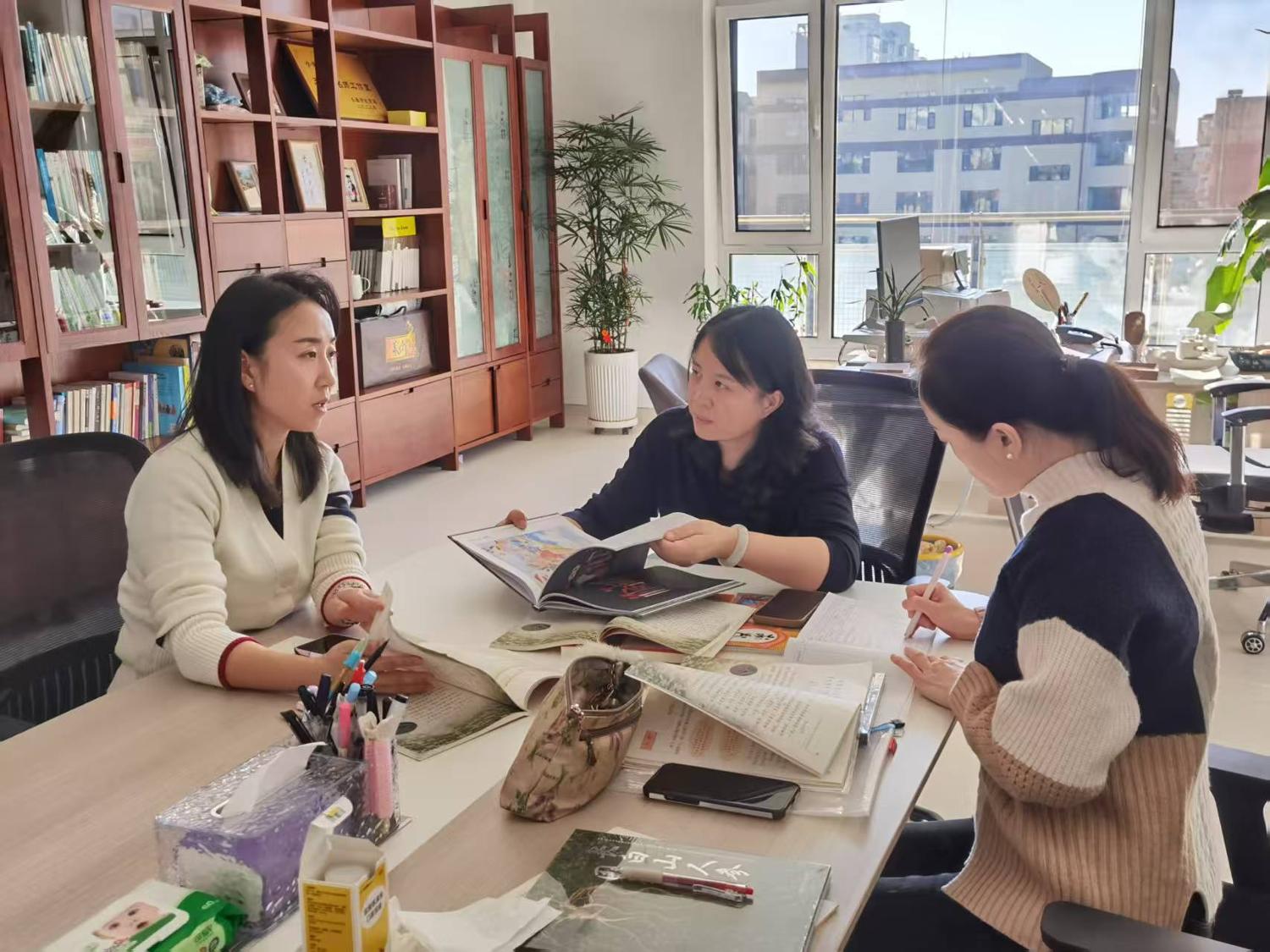 历程三：在观察中学会写作（观察 · 读《爬山虎的脚》 · 写日记）